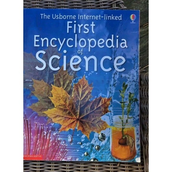 Usborne Internet Linked First Encyclopedia Lot 2 Books Science, Seas & Oceans - Picture 5 of 14